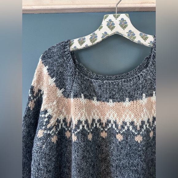 HandMade hand crafted Sweater Nordic Fair Isle square neck Gray ivory Sz large - Picture 6 of 9
